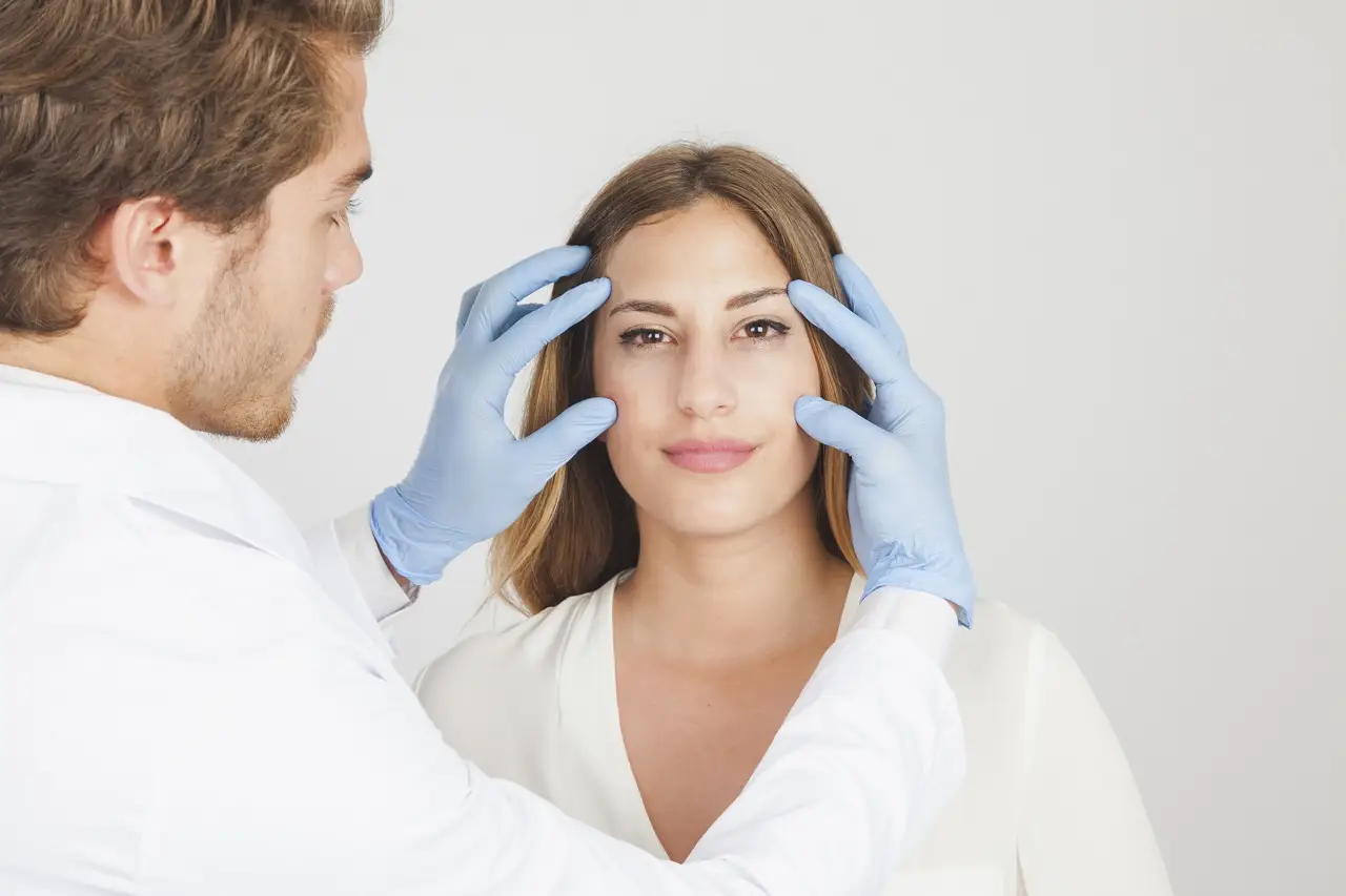 What are the 5 Things to Know Before Getting Facial Implants
